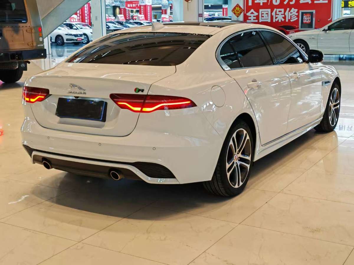 捷豹 XEL  2022款 2.0T 250PS R-DYNAMIC S進(jìn)取運(yùn)動(dòng)版圖片