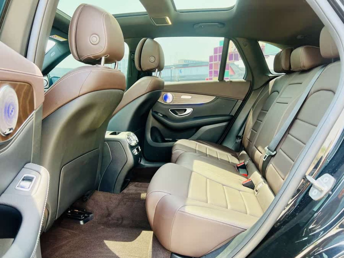 奔馳 奔馳GLC  2018款 改款 GLC 300 4MATIC 動感型圖片
