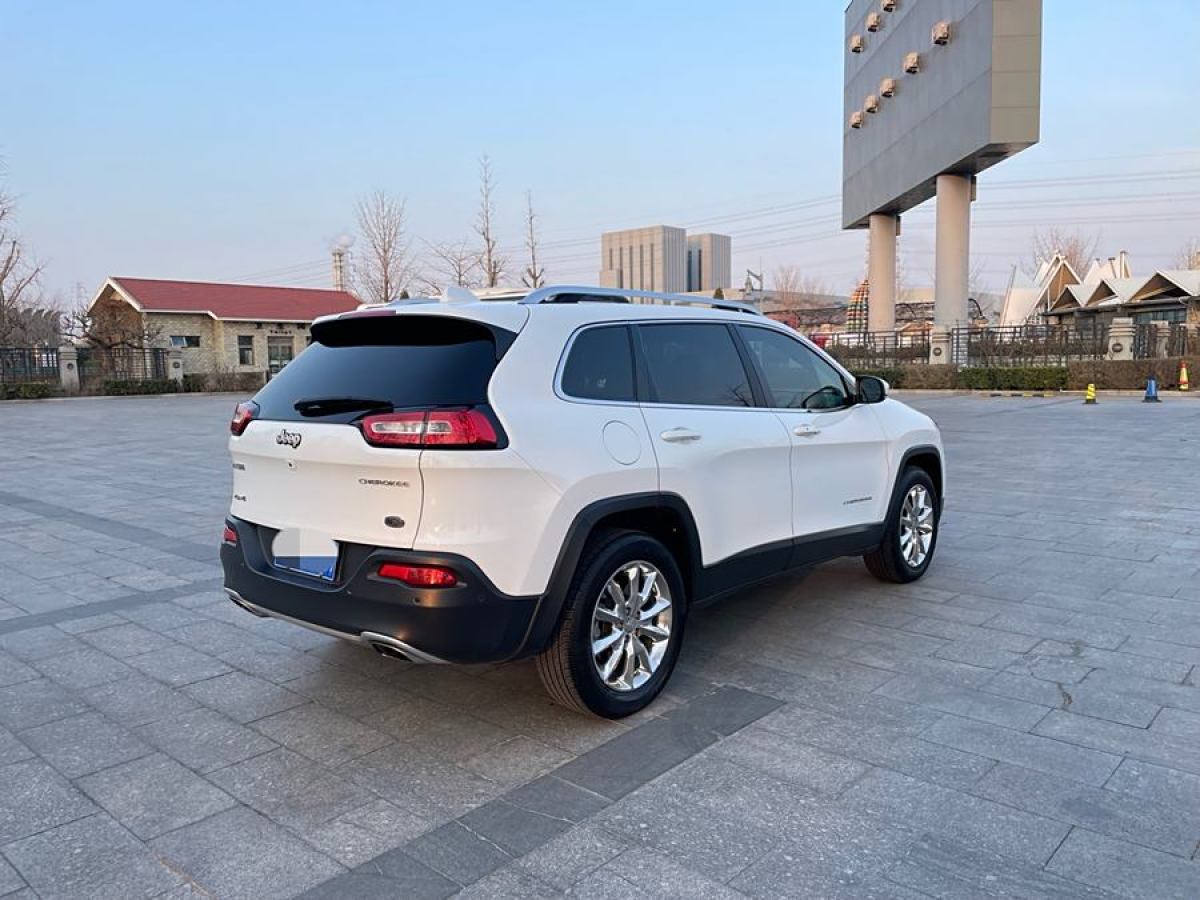 Jeep 自由光  2016款 2.4L 全能版圖片