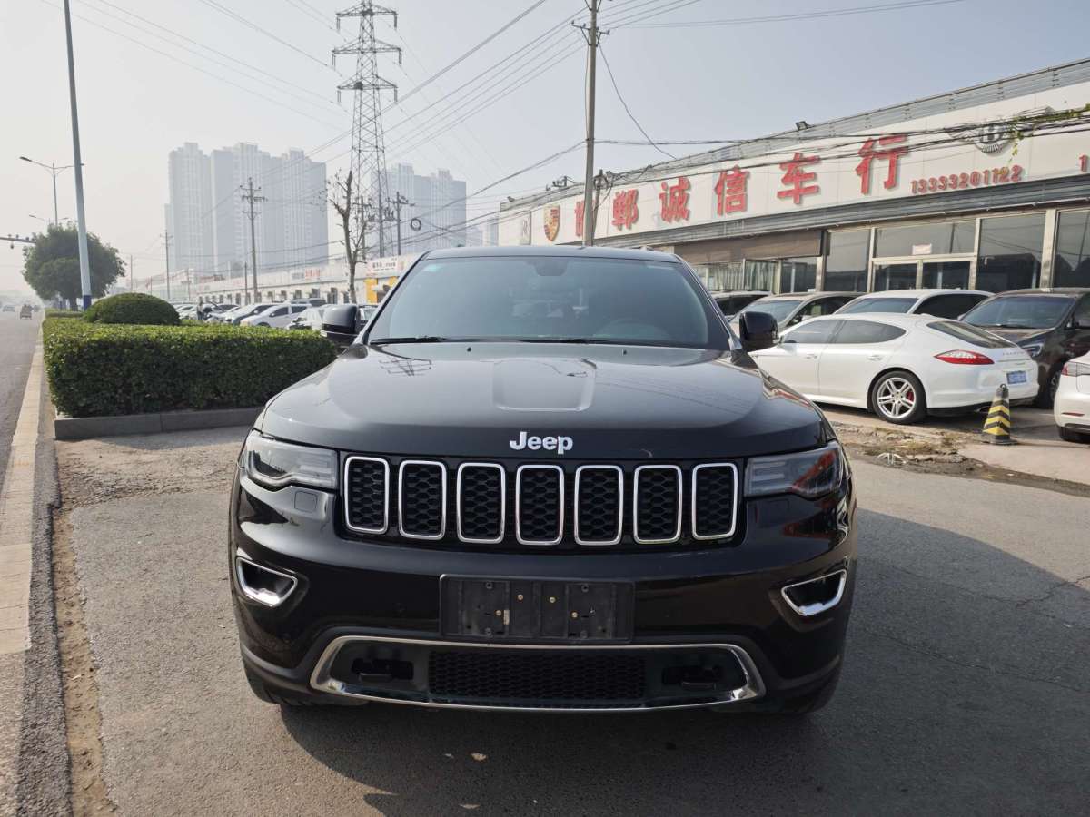 2021年11月Jeep 大切諾基  2020款 3.0L 精英導(dǎo)航版