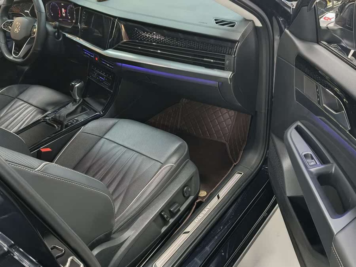 大眾 帕薩特  2023款 改款 330TSI 豪華版圖片