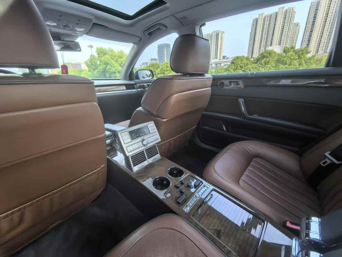 大眾 輝騰  2012款 3.0L 商務(wù)型圖片