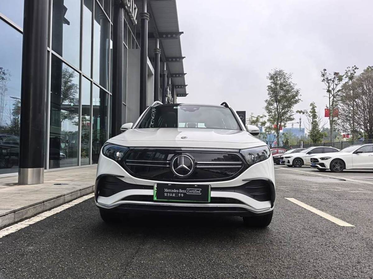 2022年4月奔馳 奔馳EQB  2022款 EQB 350 4MATIC 首發(fā)特別版