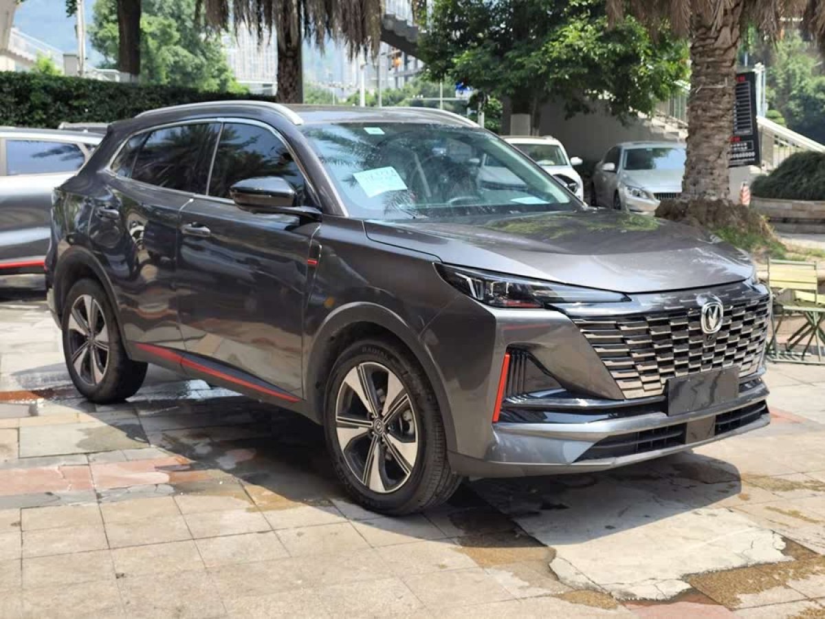 長(zhǎng)安 CS55 PLUS  2022款 第二代 1.5T DCT尊貴型圖片