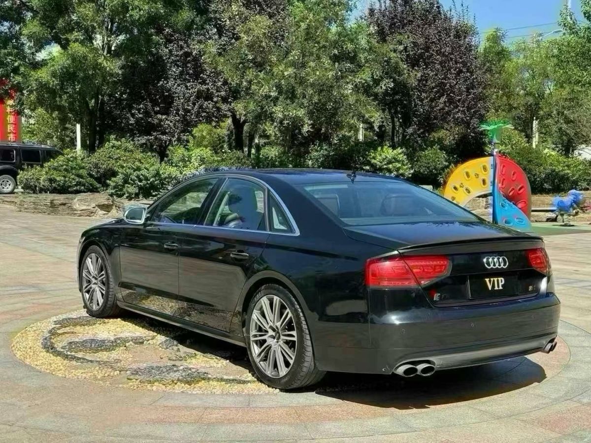 奧迪 奧迪S8  2014款 S8 4.0TFSI quattro圖片