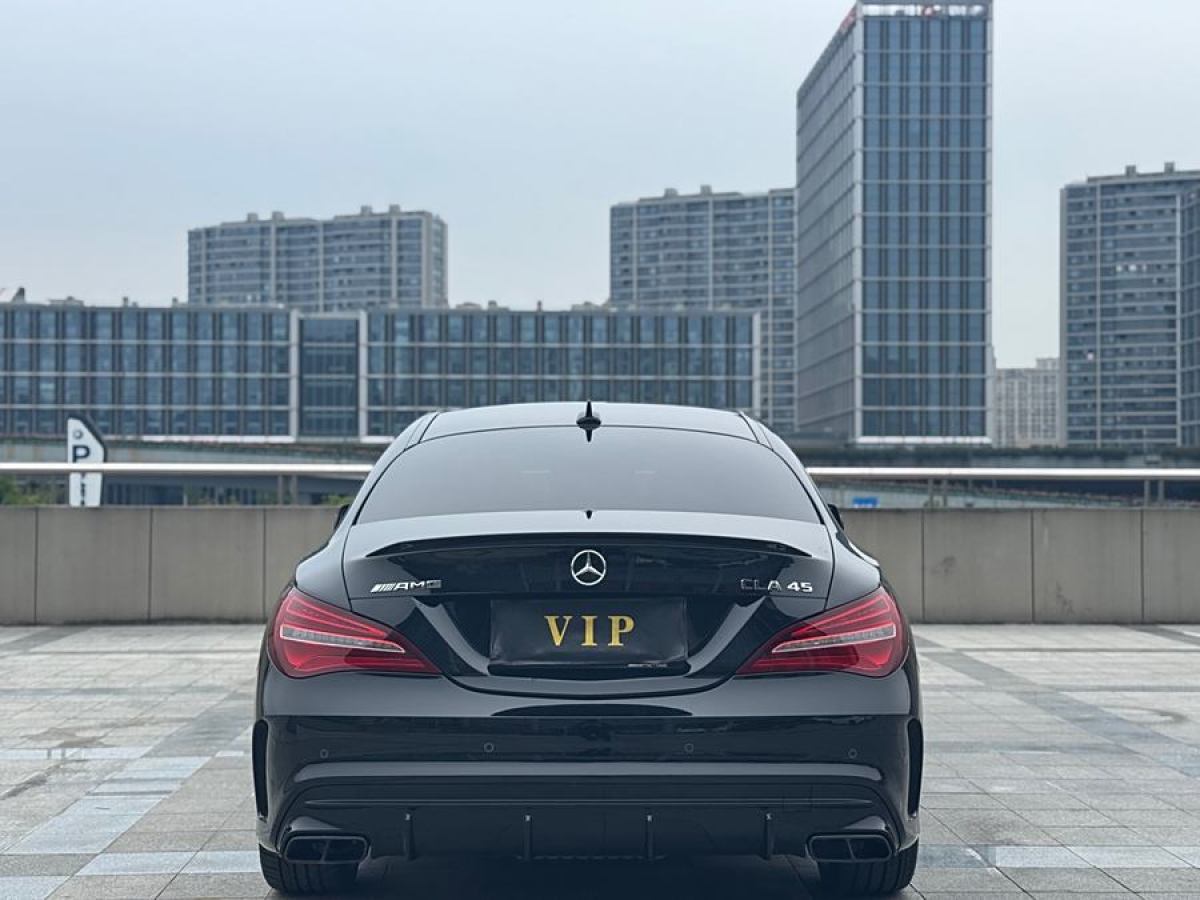 奔馳 奔馳CLA級(jí)AMG  2017款 改款 AMG CLA 45 4MATIC圖片