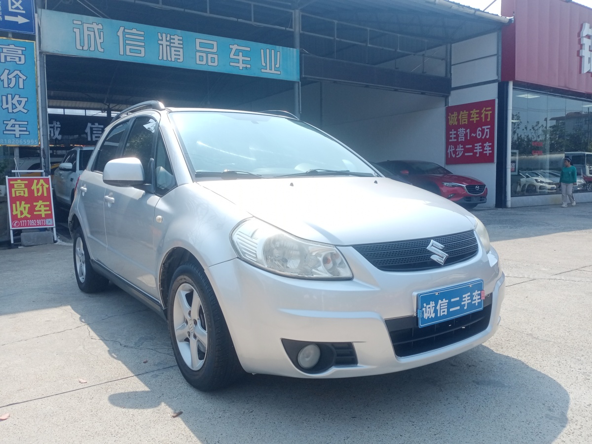 鈴木 天語(yǔ)  2012款 SX4 1.6L 兩廂銳騎型圖片