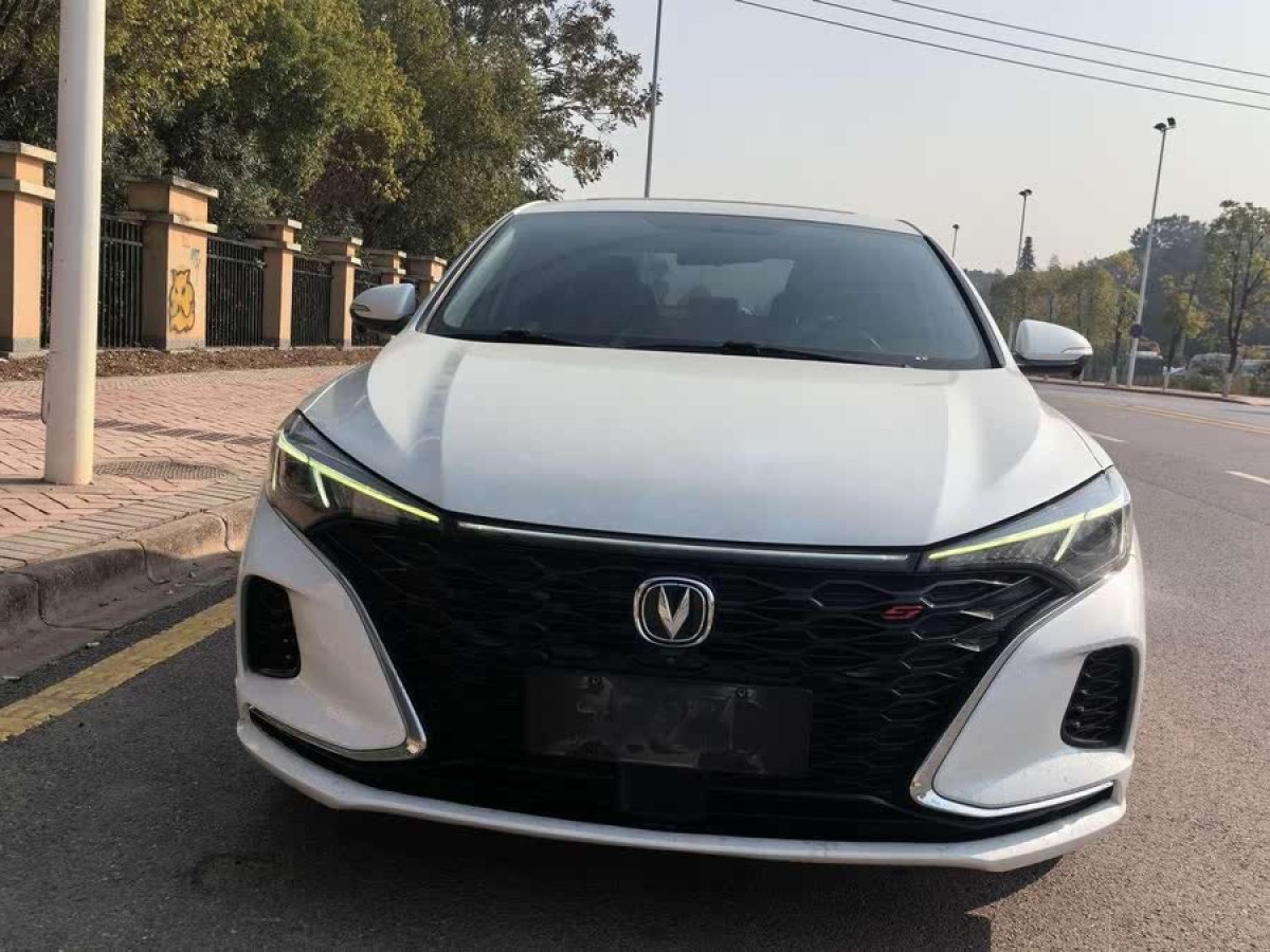 長安 逸動  2020款 PLUS 藍鯨NE 1.4T GDI DCT尊貴型圖片