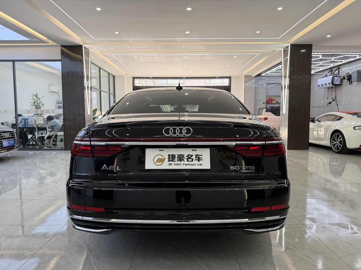 奧迪 奧迪A8  2023款 A8L 50 TFSI quattro 臻選型圖片