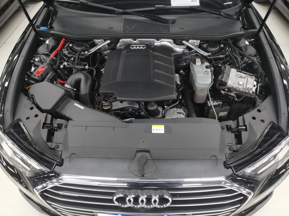 奧迪 奧迪A6L  2021款 45 TFSI quattro 臻選動感型圖片