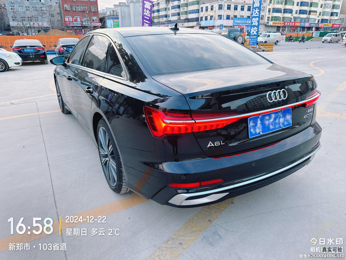 奧迪 奧迪A6L  2024款 45 TFSI quattro 臻選動(dòng)感型圖片