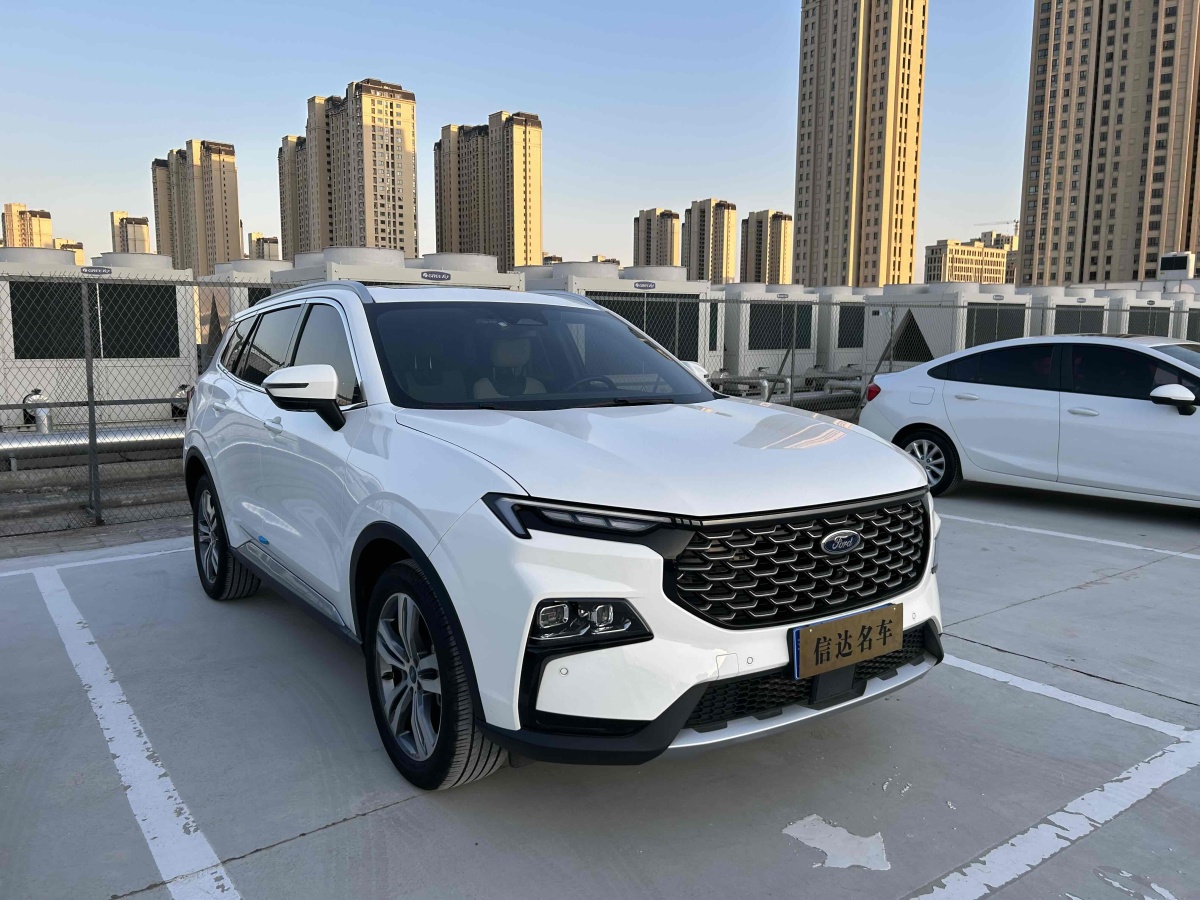 福特 領(lǐng)睿  2022款 改款 EcoBoost 170 尊領(lǐng)型圖片