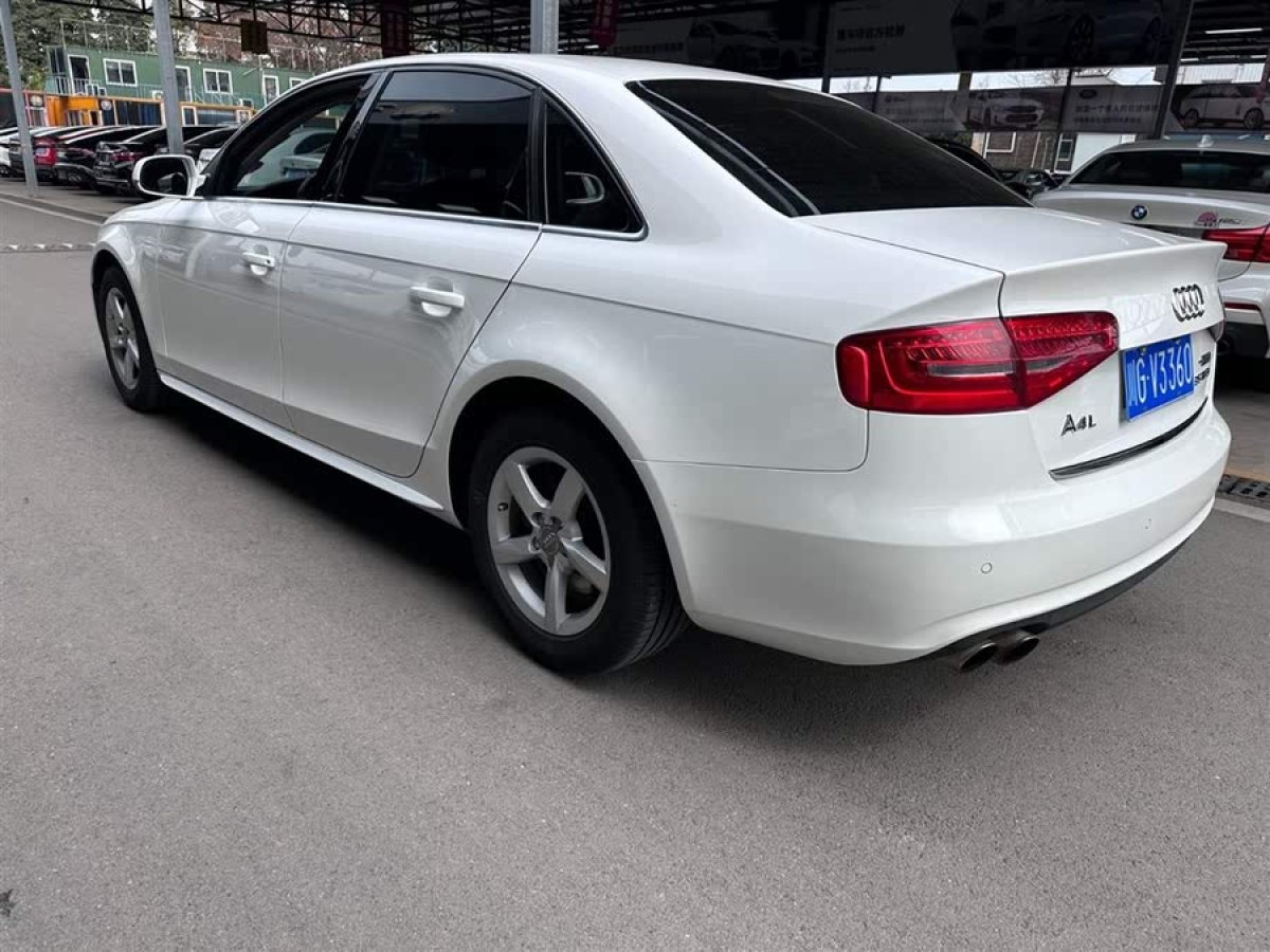 奧迪 奧迪A4L  2013款 35 TFSI 自動(dòng)舒適型圖片