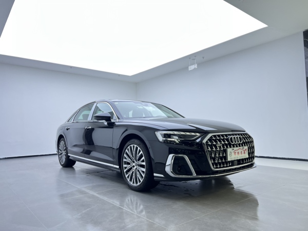 奥迪 奥迪A8  2023款 A8L 50 TFSI quattro 臻选型