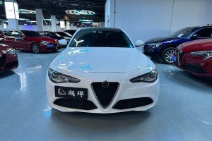 Giulia 阿爾法·羅密歐 2.0T 280HP 豪華版