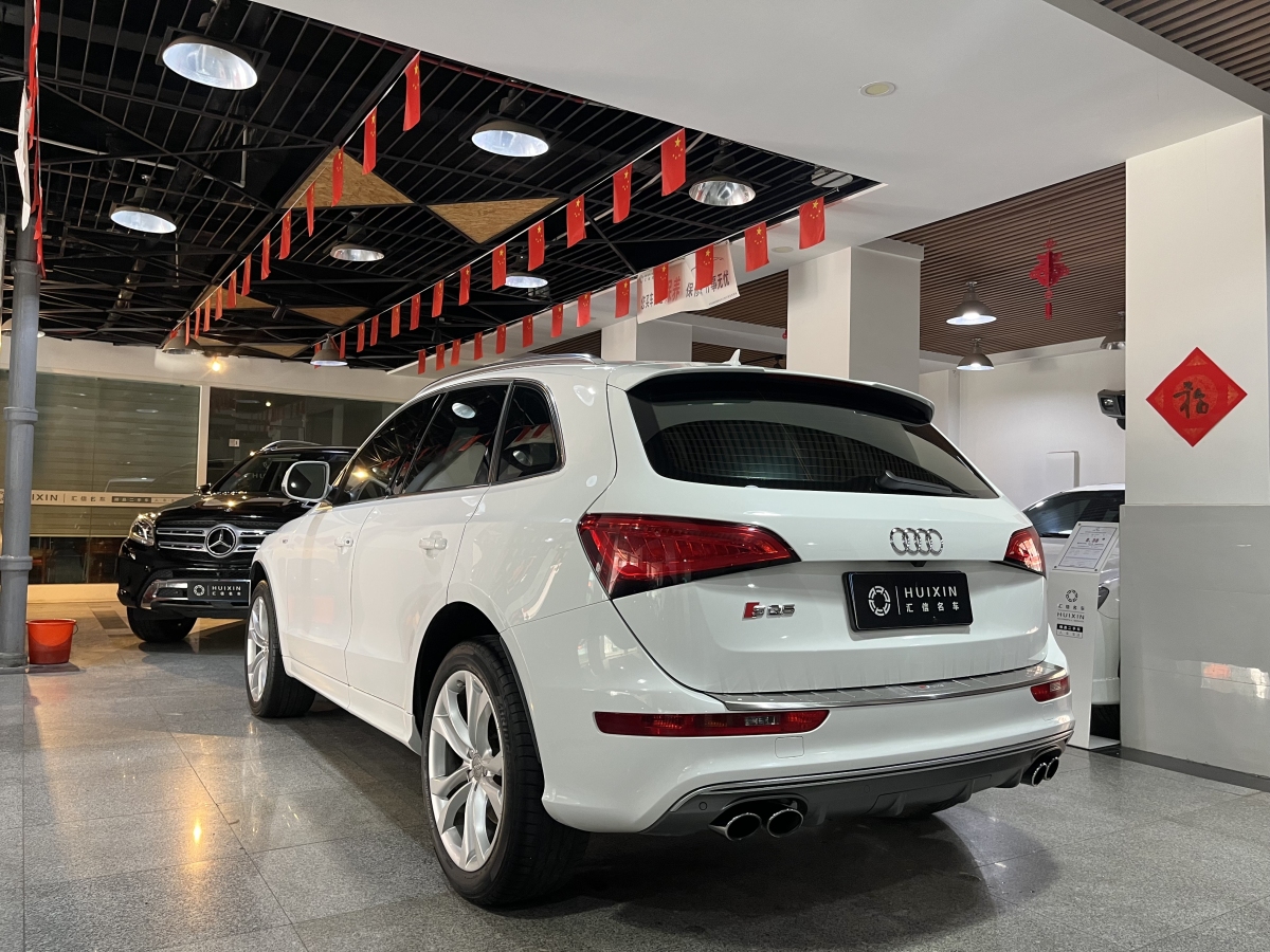 2014年3月奧迪 奧迪SQ5  2014款 SQ5 3.0 TFSI quattro