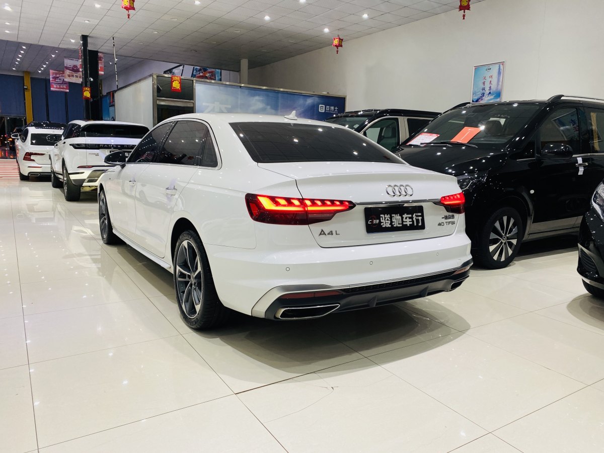 奧迪 奧迪A4L  2022款 40 TFSI 時尚動感型圖片