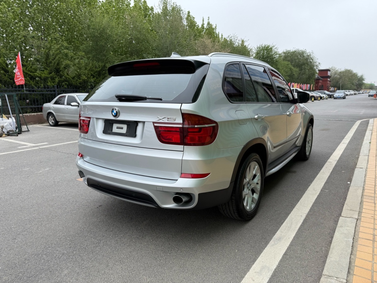 寶馬 寶馬X5  2011款 xDrive35i 尊貴型圖片
