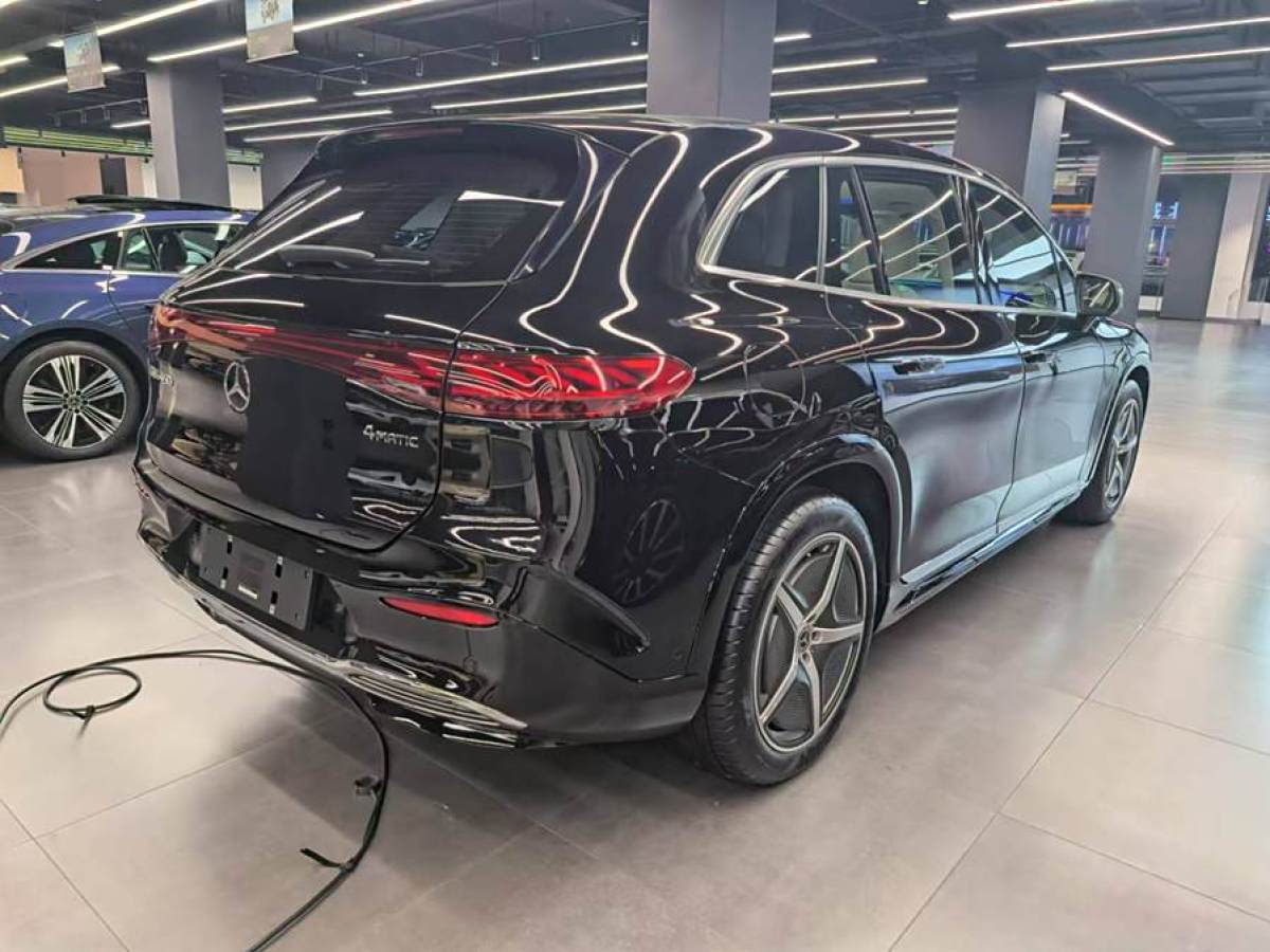 奔馳 奔馳EQS SUV  2023款 450 4MATIC 先鋒版圖片