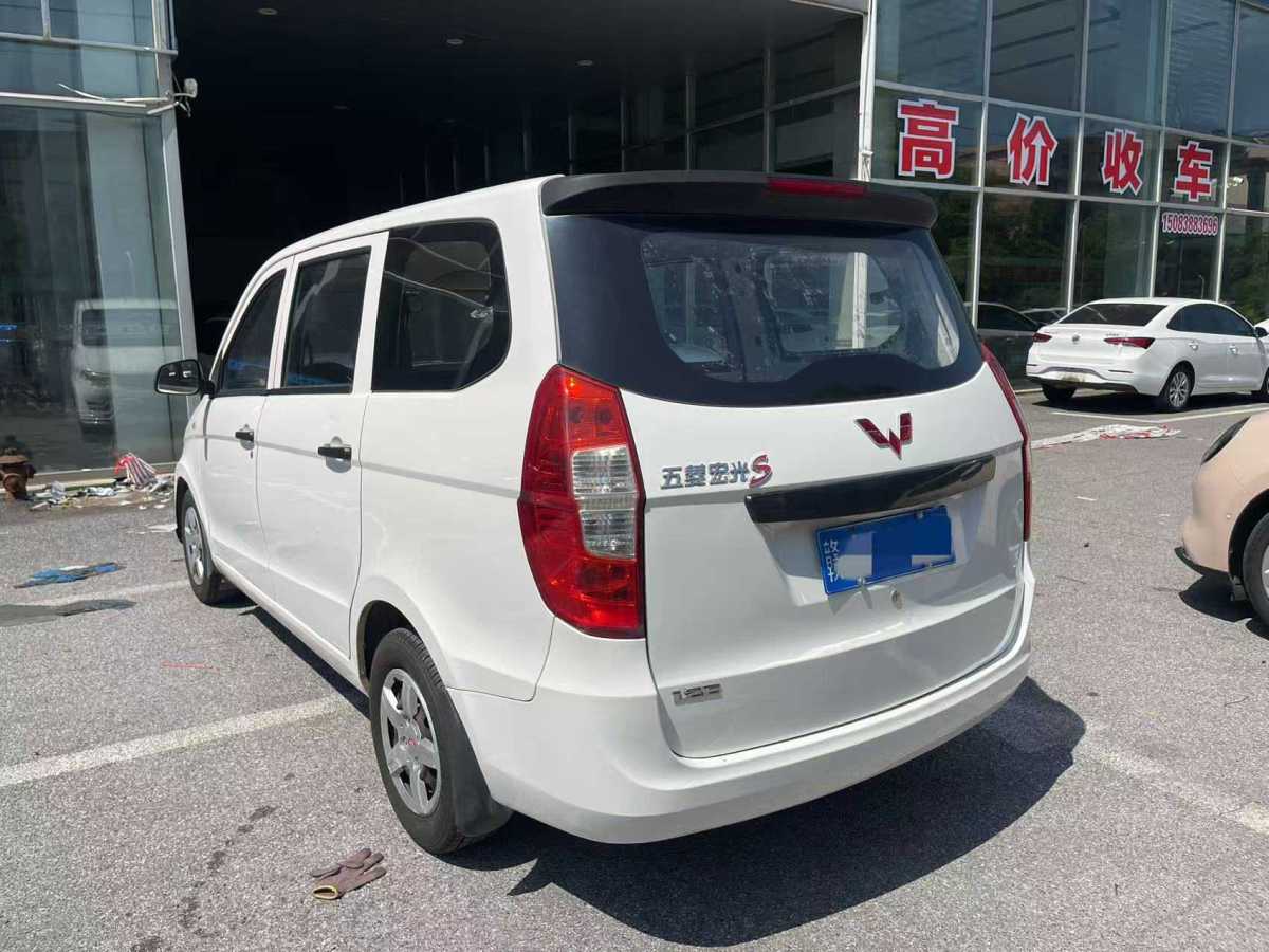 2016年6月五菱 五菱宏光  2015款 1.2L S 基本型國V