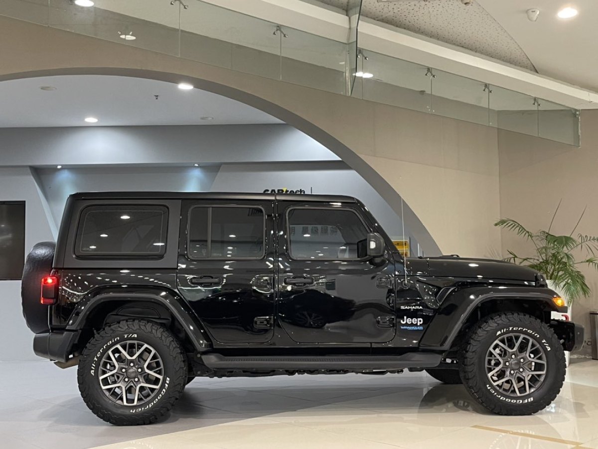 2022年6月Jeep 牧馬人  2021款 2.0T Sahara 四門版