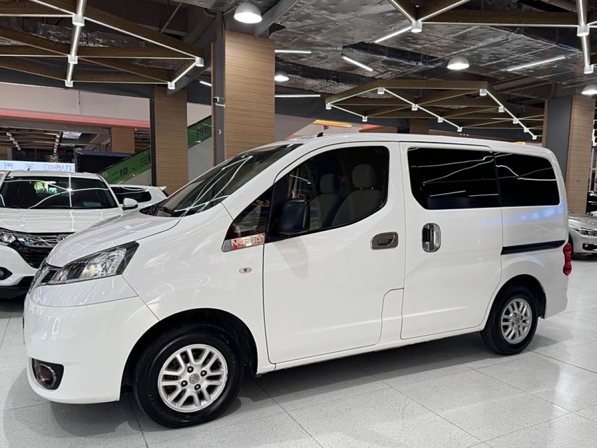 日產(chǎn) NV200  2014款 1.6L 手動豪華型 國IV圖片