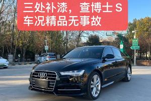 奧迪Q3 奧迪 30周年年型 35 TFSI 運(yùn)動(dòng)型