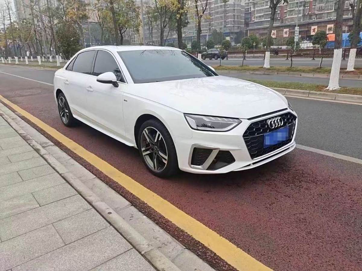 奧迪 奧迪A4L  2022款 40 TFSI 豪華動感型圖片