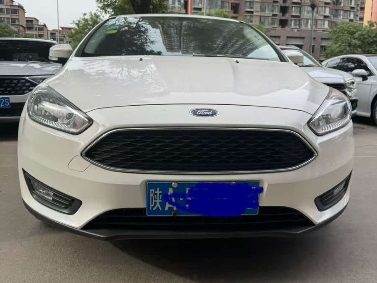 福特 ?？怂? 2015款 兩廂 1.6L 自動舒適型圖片