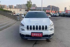 自由光 Jeep 2.0L 優(yōu)越版