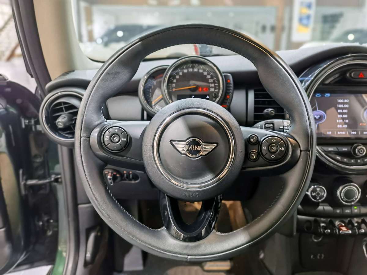 MINI MINI  2016款 1.2T ONE 先鋒派圖片