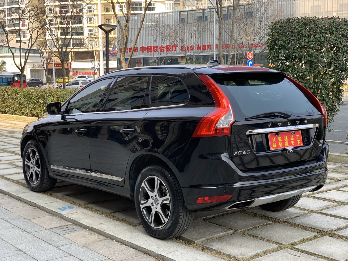 沃爾沃 XC60  2015款 T5 AWD 智遠(yuǎn)版圖片