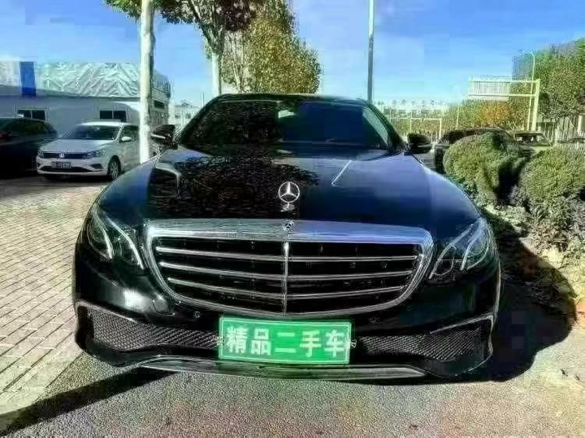 奔馳 奔馳A級  2019款  A 220 L 4MATIC 運動轎車圖片