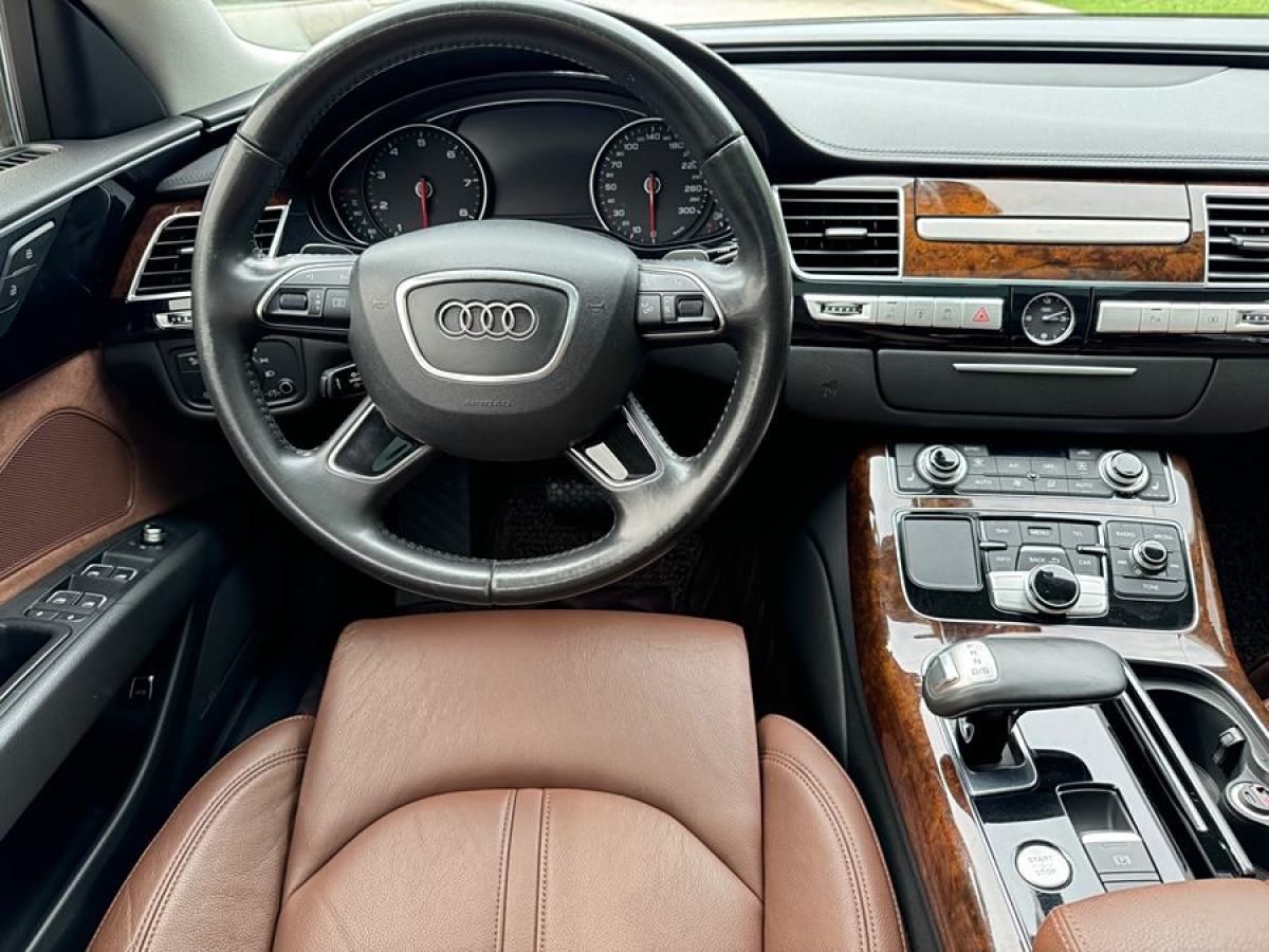 2015年5月奧迪 奧迪A8  2014款 A8L 45 TFSI quattro舒適型