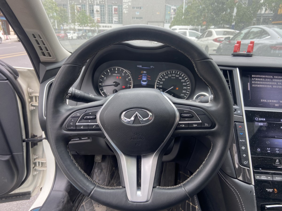 英菲尼迪 Q50L  2021款 2.0T 舒適版圖片