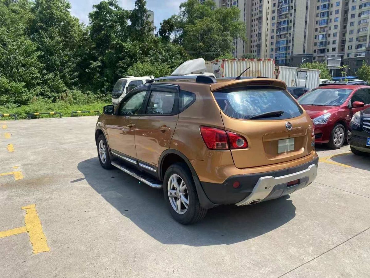 日產(chǎn) 逍客  2011款 2.0XL 火 CVT 2WD圖片