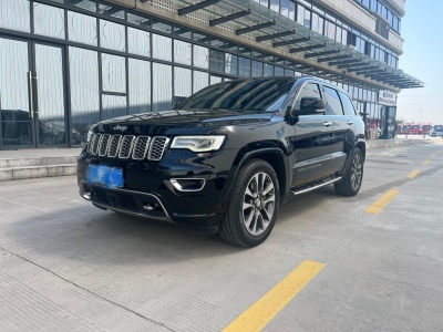 2017年9月 Jeep 大切諾基(進口) 3.6L 豪華導航版圖片