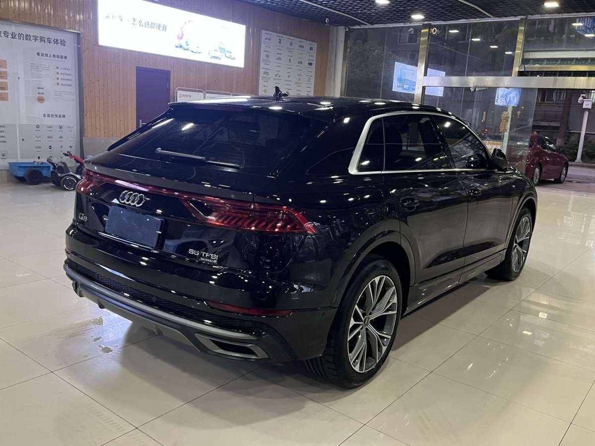 奧迪 奧迪Q8  2021款 55 TFSI 豪華動感型圖片