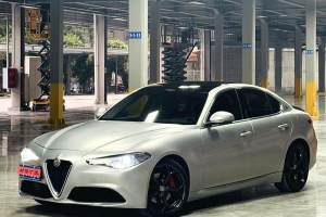 Giulia 阿爾法·羅密歐 2.0T 280HP 豪華版