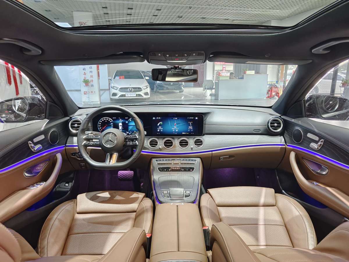 奔馳 奔馳E級  2022款 改款 E 300 L 運動時尚型圖片