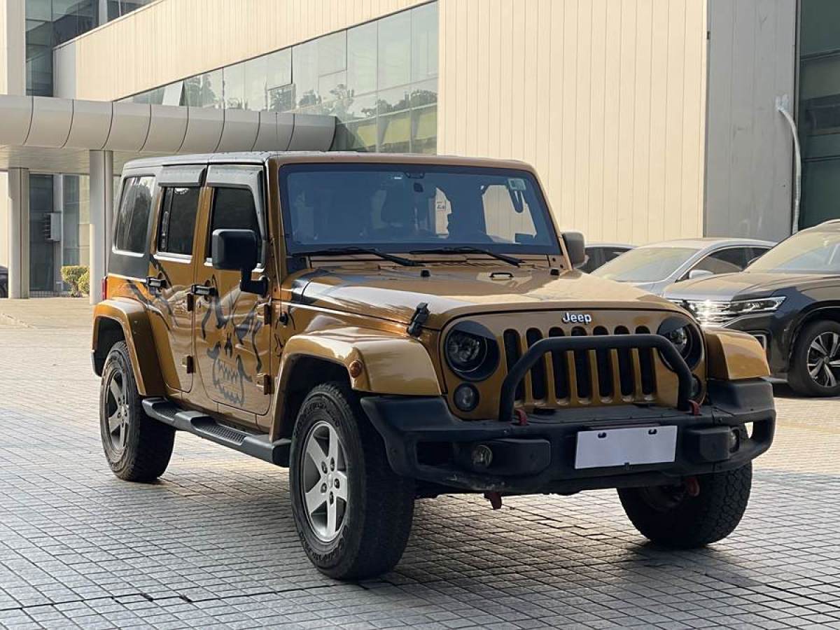 Jeep 牧馬人  2014款 3.0L Sahara 四門版圖片