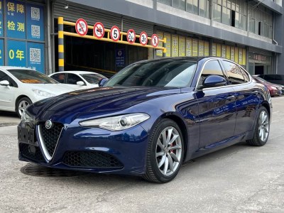2018年12月 阿爾法·羅密歐 Giulia 2.0T 200HP 豪華版圖片