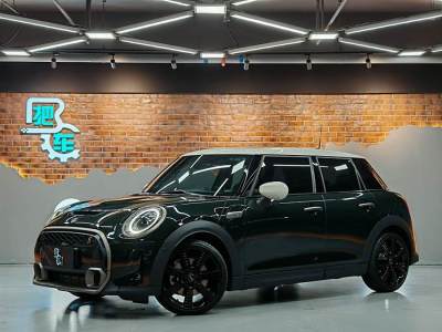 2022年9月 MINI MINI 2.0T COOPER S 執(zhí)迷特別版 五門版圖片