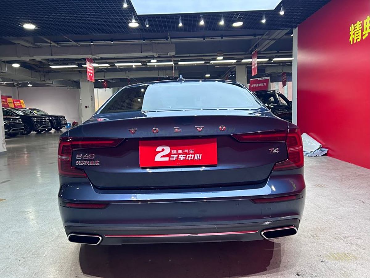 沃爾沃 S60L  2021款 T4 智逸豪華版圖片