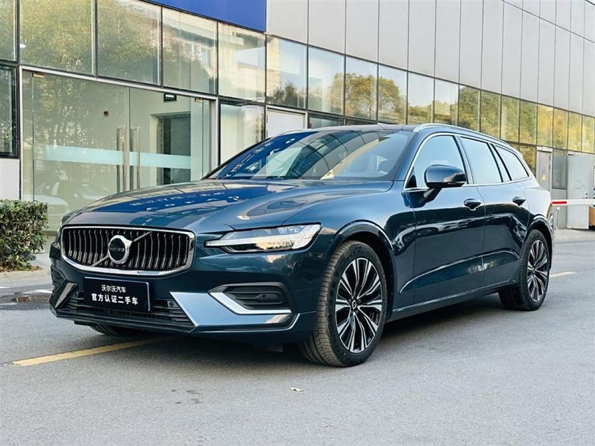 沃爾沃 V60  2024款 B5 智遠(yuǎn)豪華版圖片