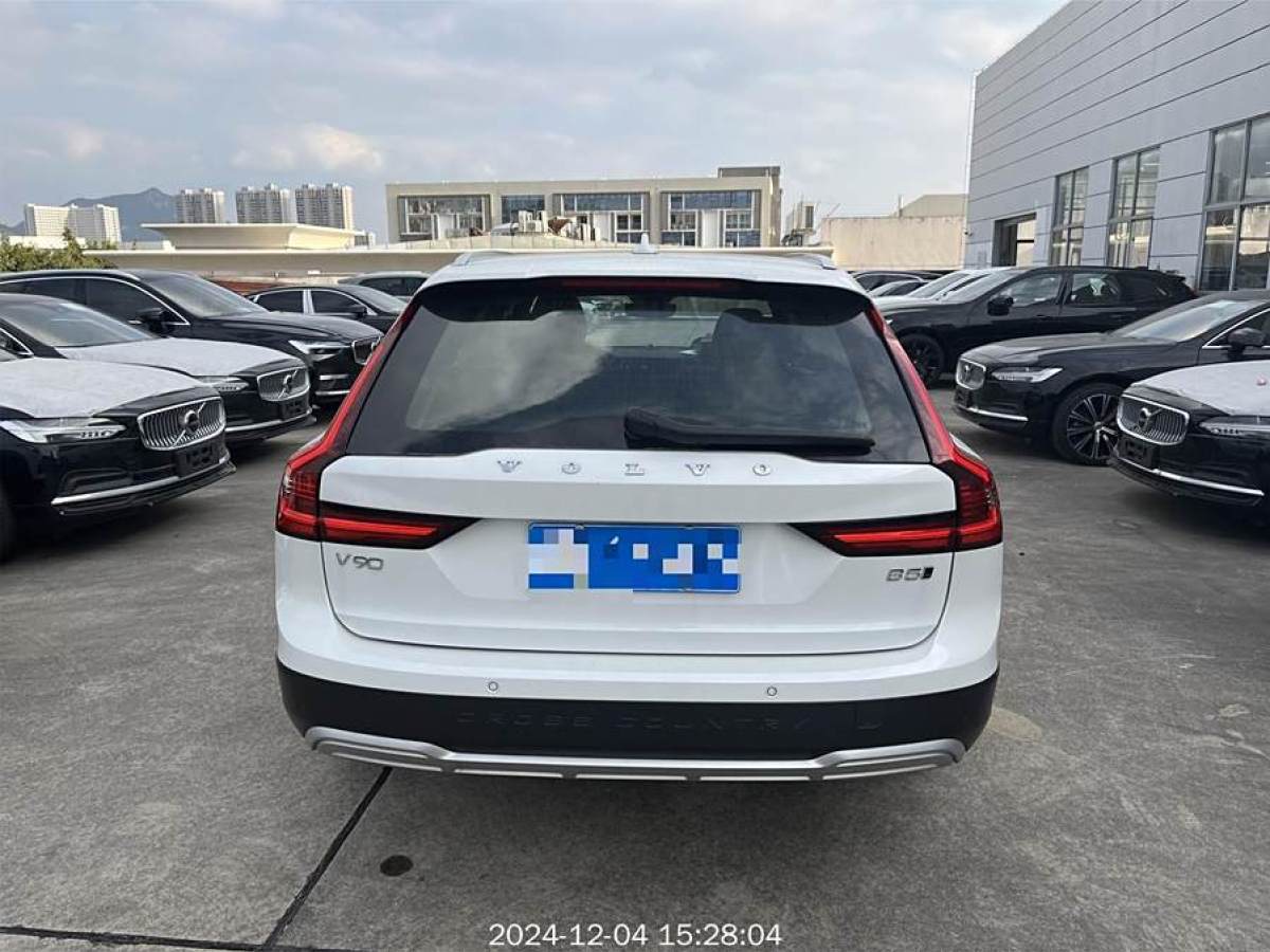 沃爾沃 V90  2024款 Cross Country B5 AWD 智尊版圖片