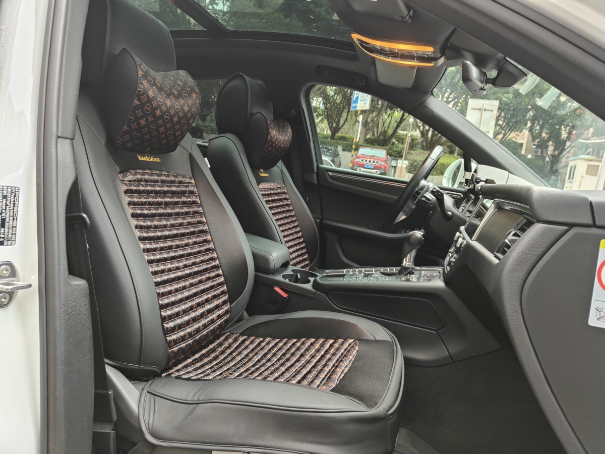 2019年1月保時(shí)捷 Macan  2023款 Macan 2.0T