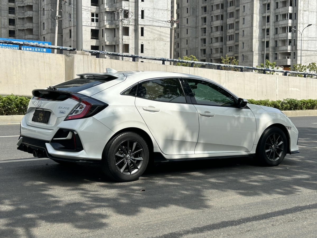 本田 思域  2021款 HATCHBACK 220TURBO CVT新锐控图片