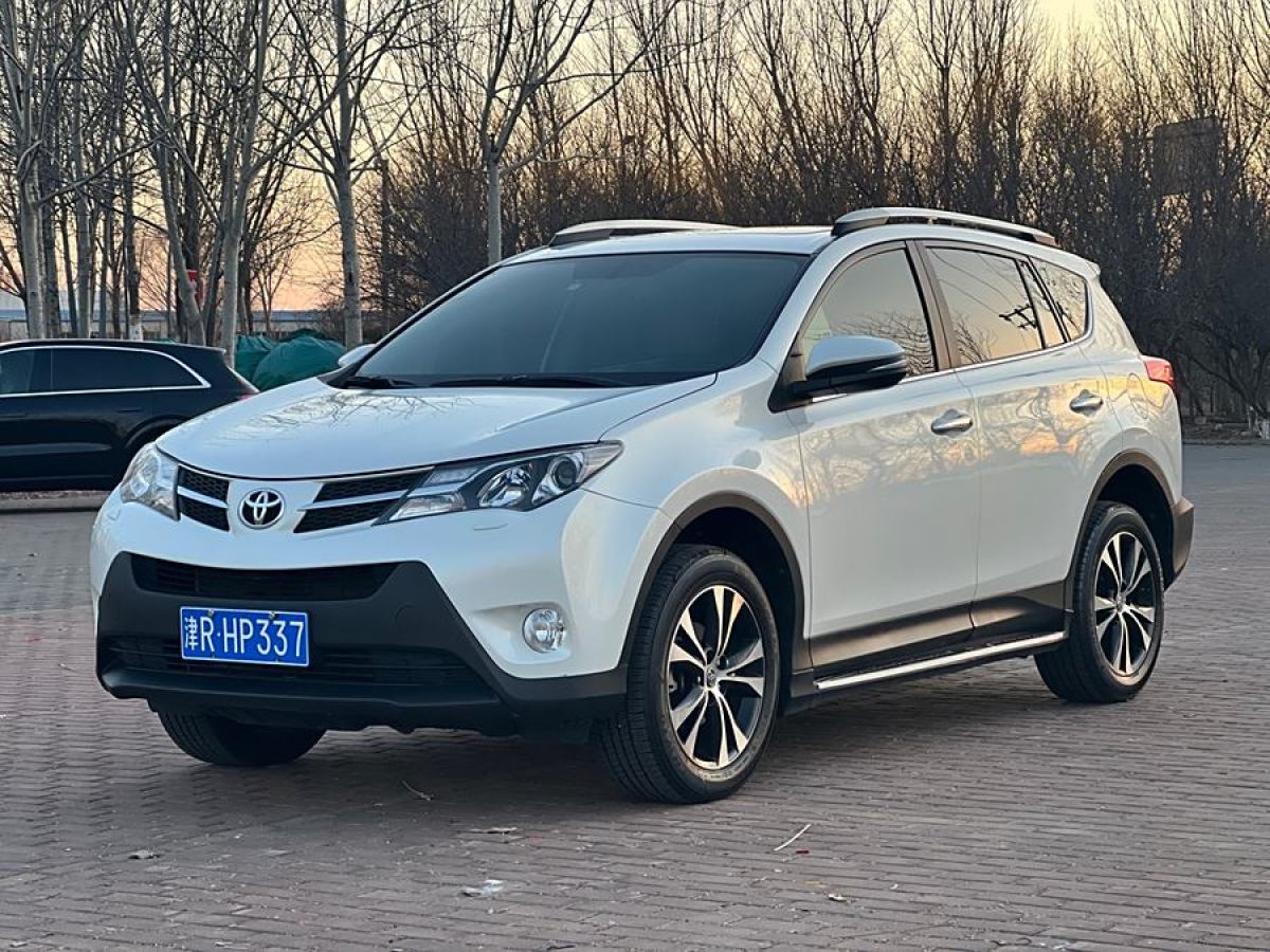 豐田 RAV4榮放  2015款 2.5L 自動四驅(qū)精英版圖片