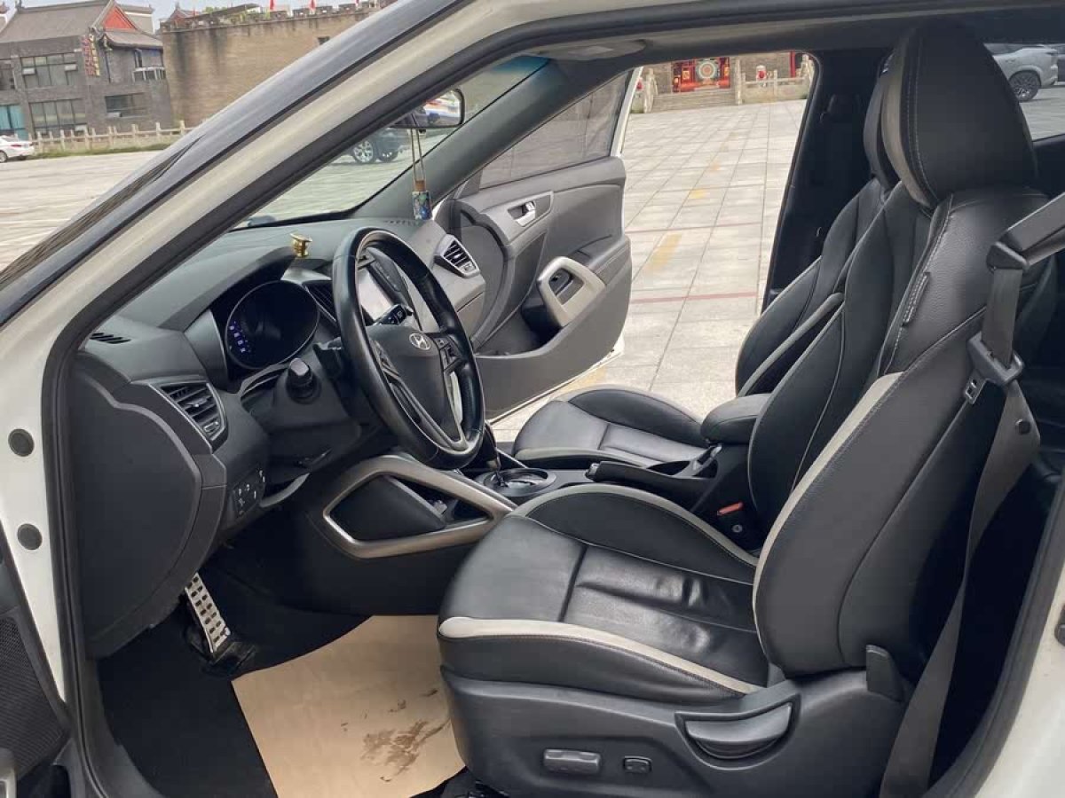 現(xiàn)代 Veloster飛思  2012款 1.6T 自動豪華版圖片